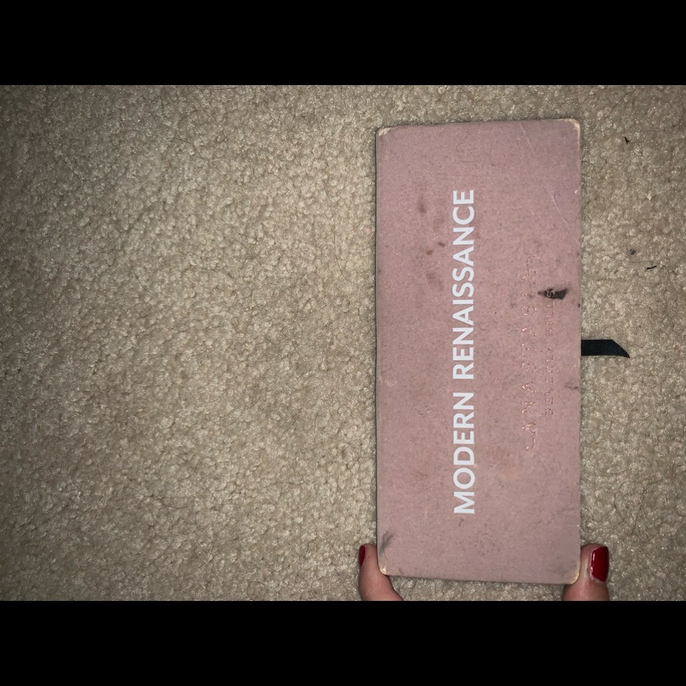 eye shadow palette